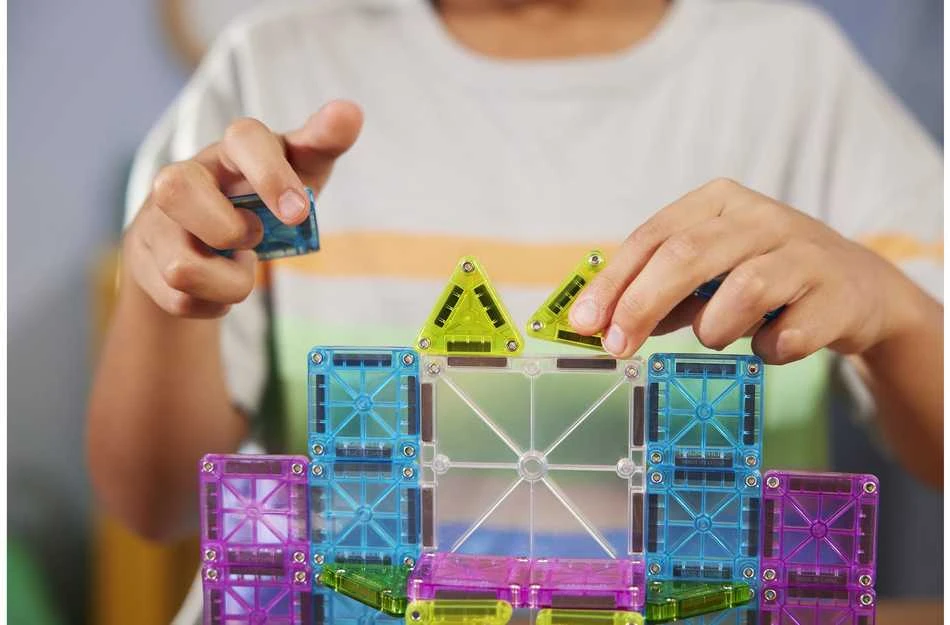 MAGNA-TILES Didelis kelioninis magnetinis konstruktorius „Micromags“, 55 det.