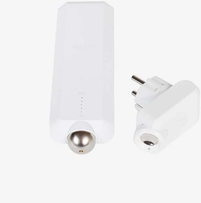„Ubiquiti AmpliFi HD Meshpoint“, (1) Dviejų juostų antena, trijų polių, 802.11ac 13–1300 Mbps, 6,5–450 Mbps