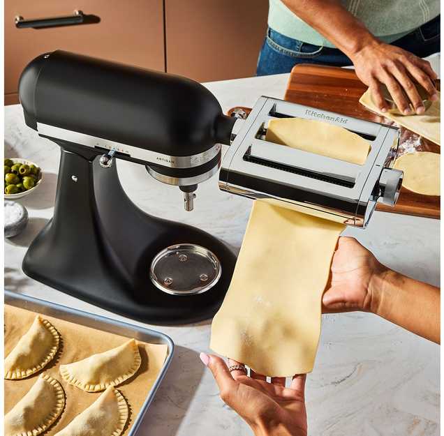 Mėsmalė KitchenAid Metalinis makaronų priedas „trys viename“