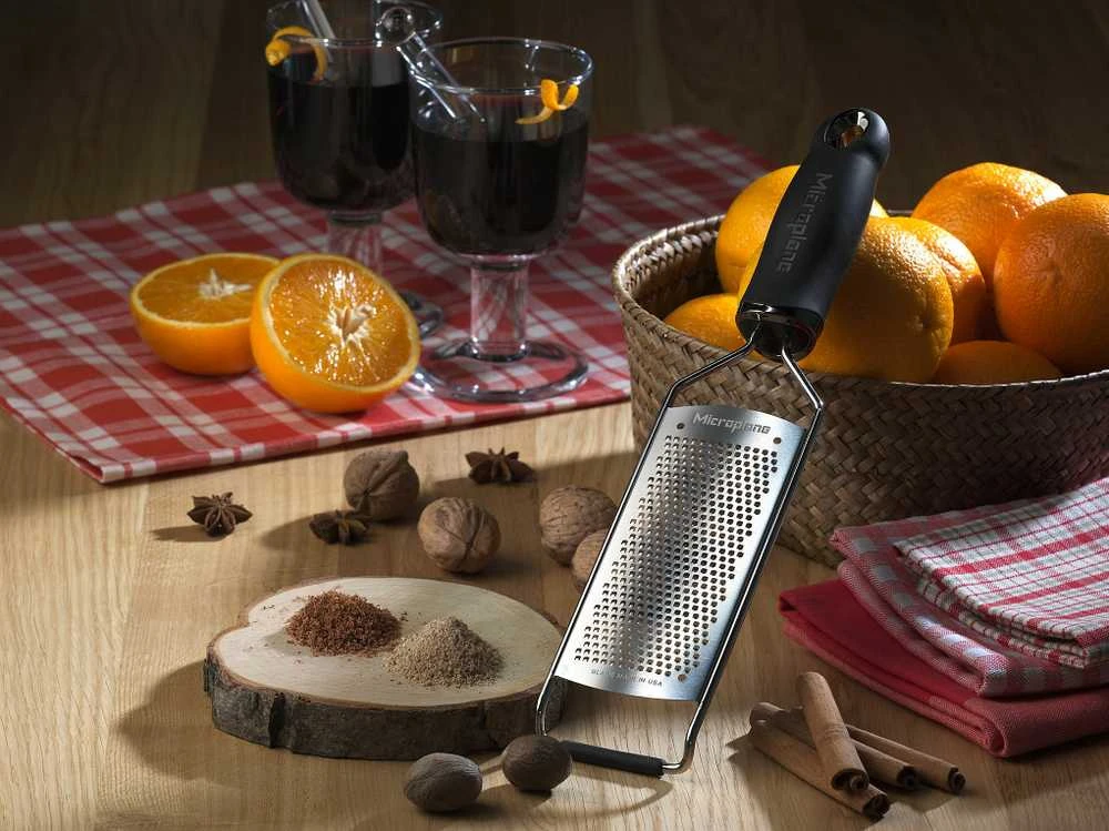 Tarka Microplane Gourmet Fin, juoda, MIC45004E