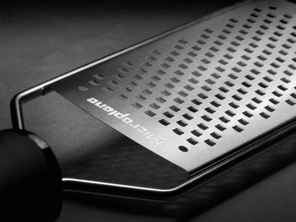 Tarka Microplane Gourmet Coarse, juoda, MIC45000E
