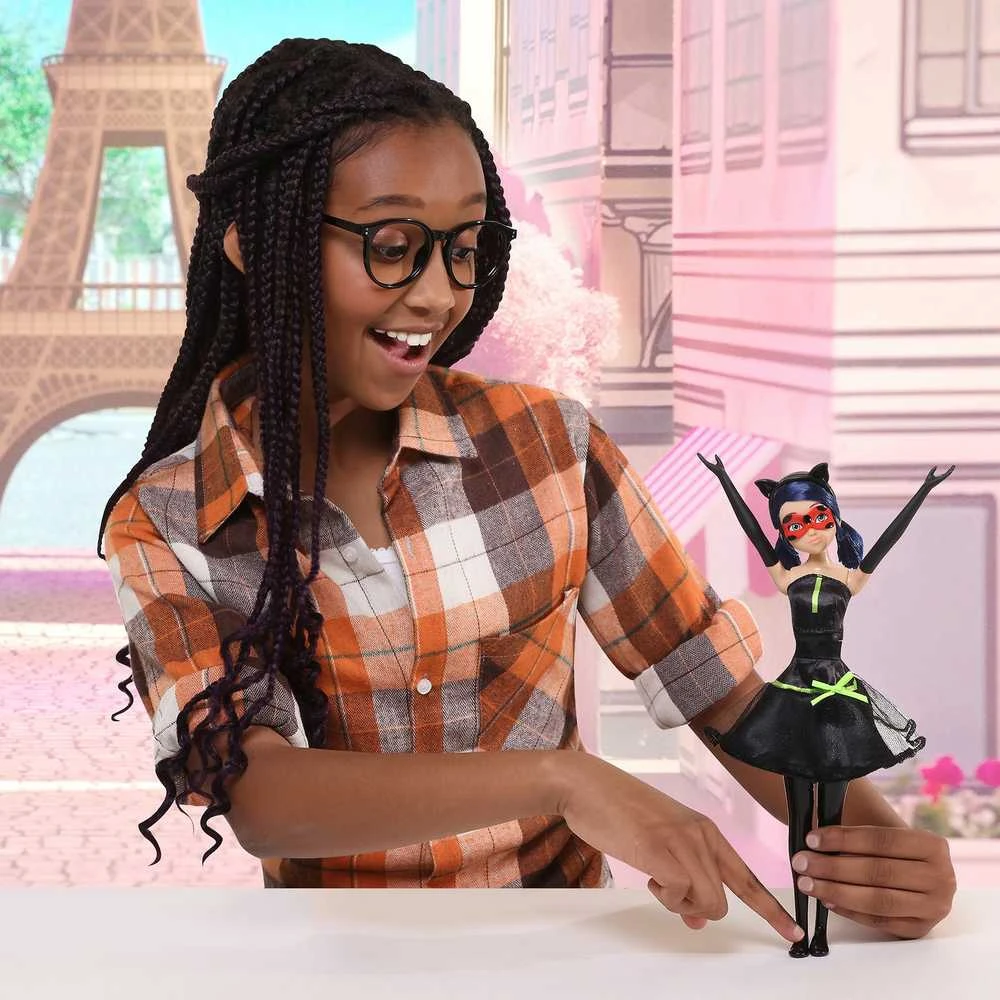 Miraculous Stebuklinga „Lėlė Hero Switch Ladybug Fashion Doll“, 50414