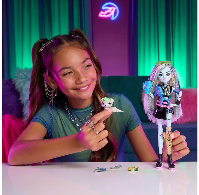 Mattel MONSTER HIGH lėlė Frenkė (atnaujinta) (JHK31)
