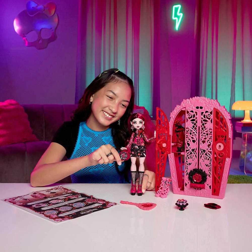 Mattel MONSTER HIGH SKULTIMATES siurprizų rinkinys – Drakulaura, vidurnakčio sodo serija (HYT72)
