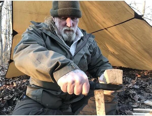 Morakniv Garberg Juodas Carbon peilis su odiniu dėklu