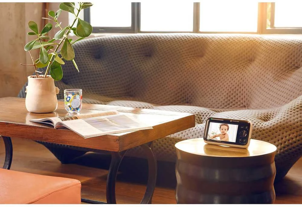 Motorola 5.0" Motorized Video Baby Monitorius | PIP1510