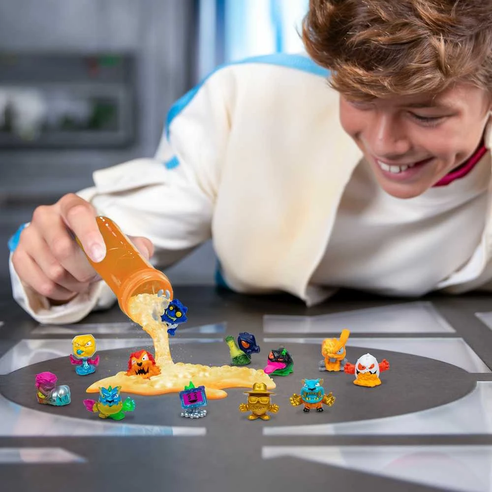 MrBeast Lab Swarms Atomic Mega Lab S2 – 12 figūrėlių, asortimentas
