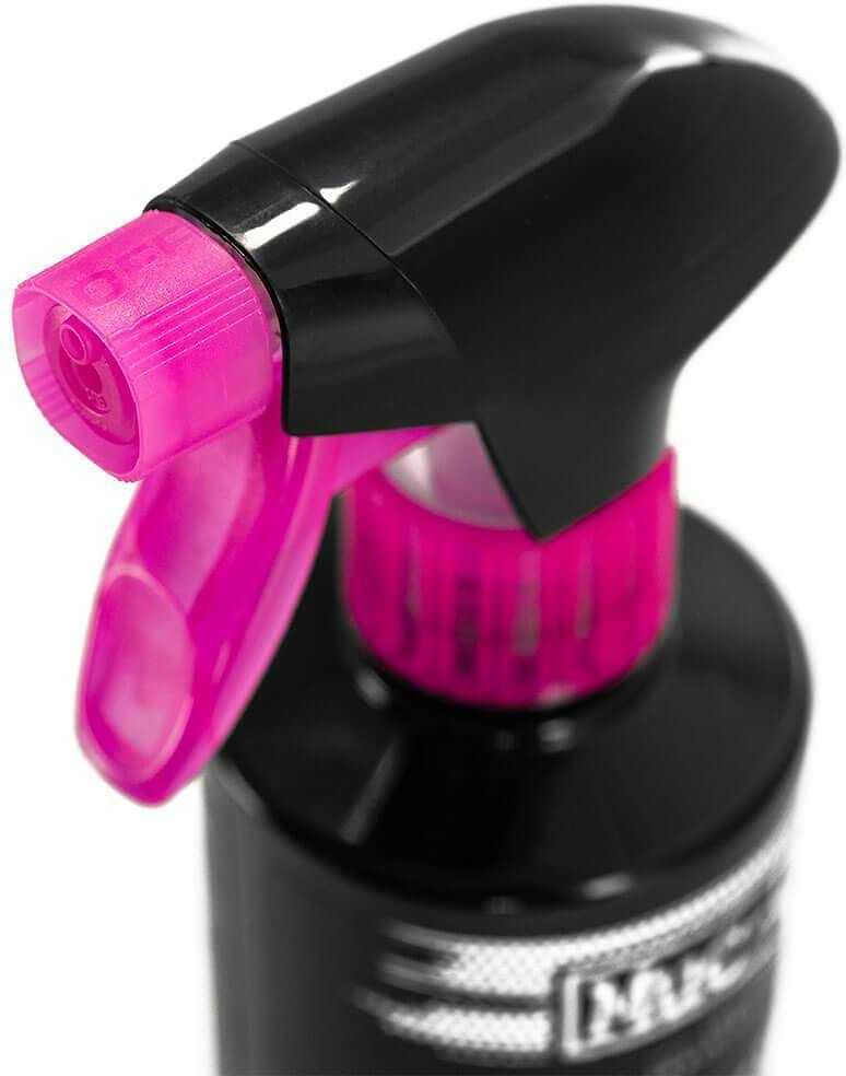 Antibakterinis aprangos valiklis Muc-Off Equipment Cleaner 500mL