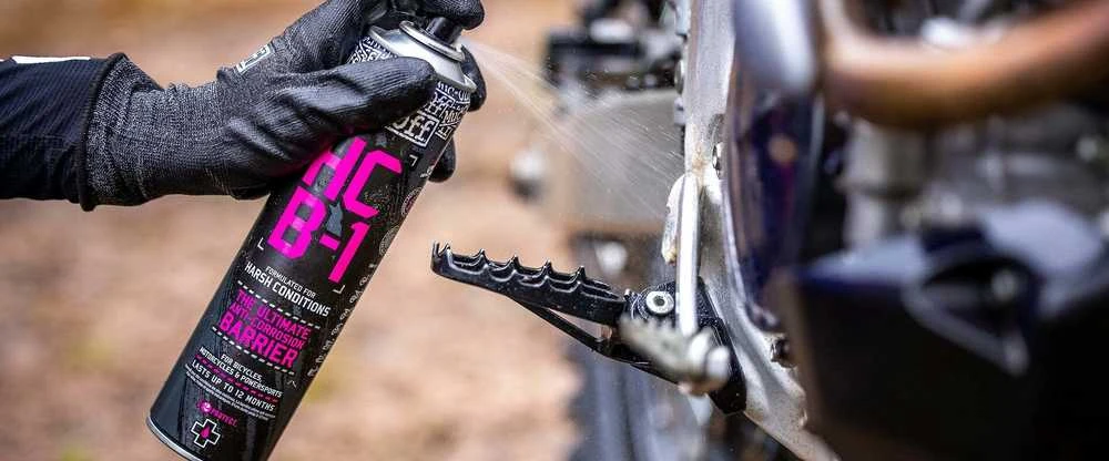 Muc-Off HCB-1 (Harsh Conditions Barrier) purškiklis, 400 ml