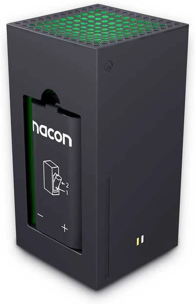 Nacon dvigubas išorinis kroviklis skirtas XBOX One/Series valdikliams