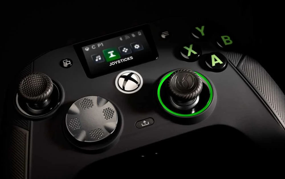 „Nacon Revolution X Unlimited“ žaidimų konsolė, skirta „XBOX“ / PC