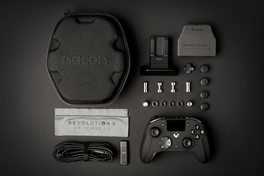 „Nacon Revolution X Unlimited“ žaidimų konsolė, skirta „XBOX“ / PC
