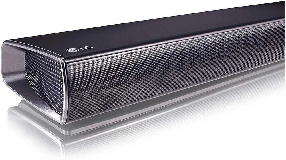 Namų kino sistema LG SQC4R garso juosta - Belaidis žemųjų dažnių garsiakalbis ir galiniai garsiakalbiai - 4,1 - 220 W - Dolby Digital - Bluetooth - Juodas