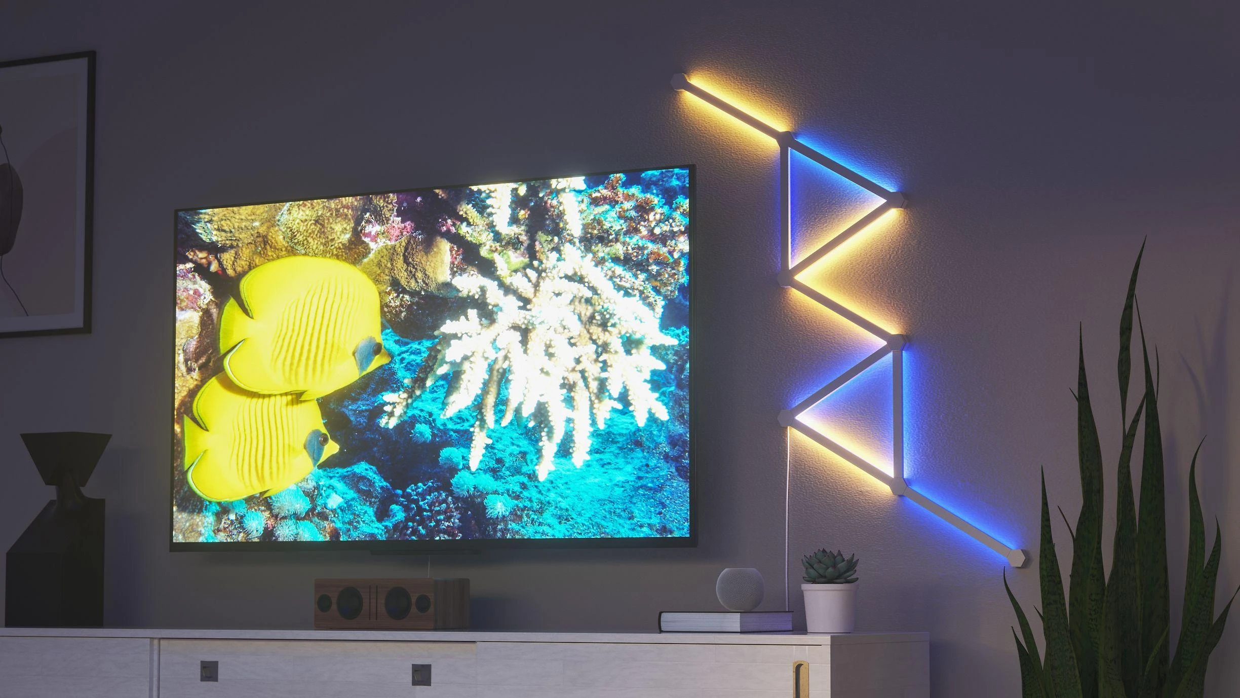 „Nanoleaf“ | Linijų pradinis rinkinys (9 panelės) | 16 mln. spalvų