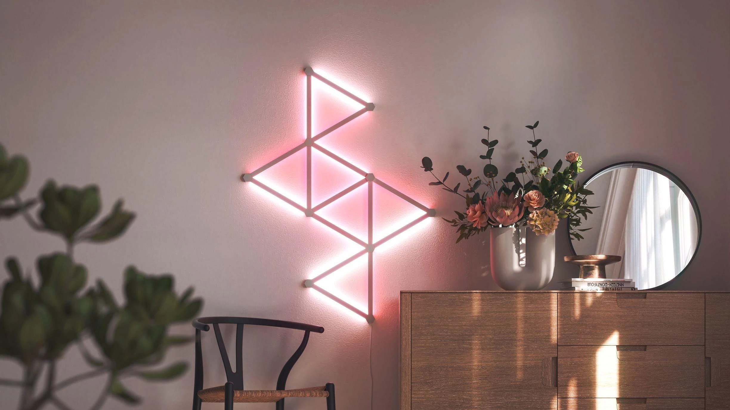 „Nanoleaf Lines“ pradinis rinkinys (15 panelių) 16 mln.+ spalvų