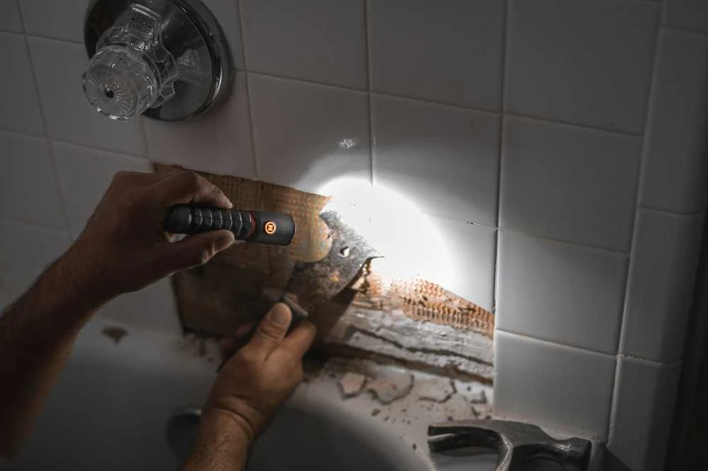 Nebo Torchy 2K žibintuvėlis, 2000 lm