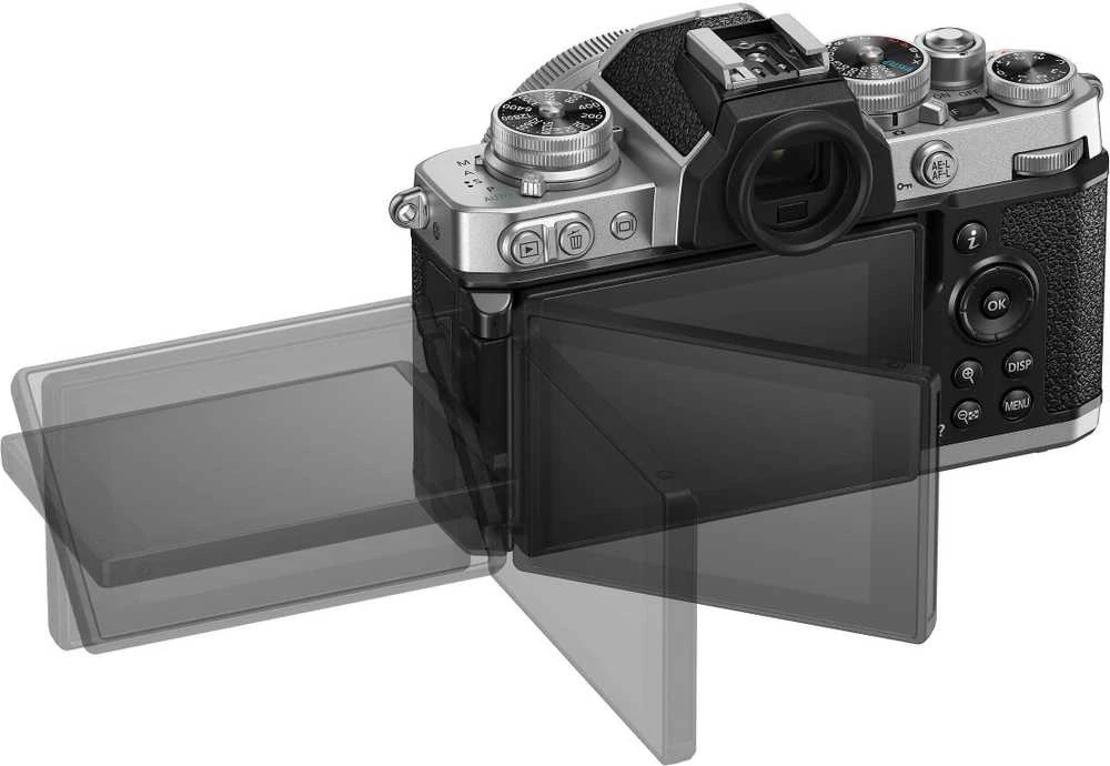 Nikon Z fc + NIKKOR Z DX 16-50mm f/3.5-6.3 VR (Sidabrinis)