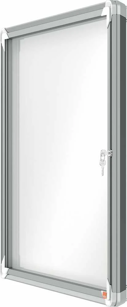 Nobo Premium Plus magnetinis lauko vitrina 6xA4