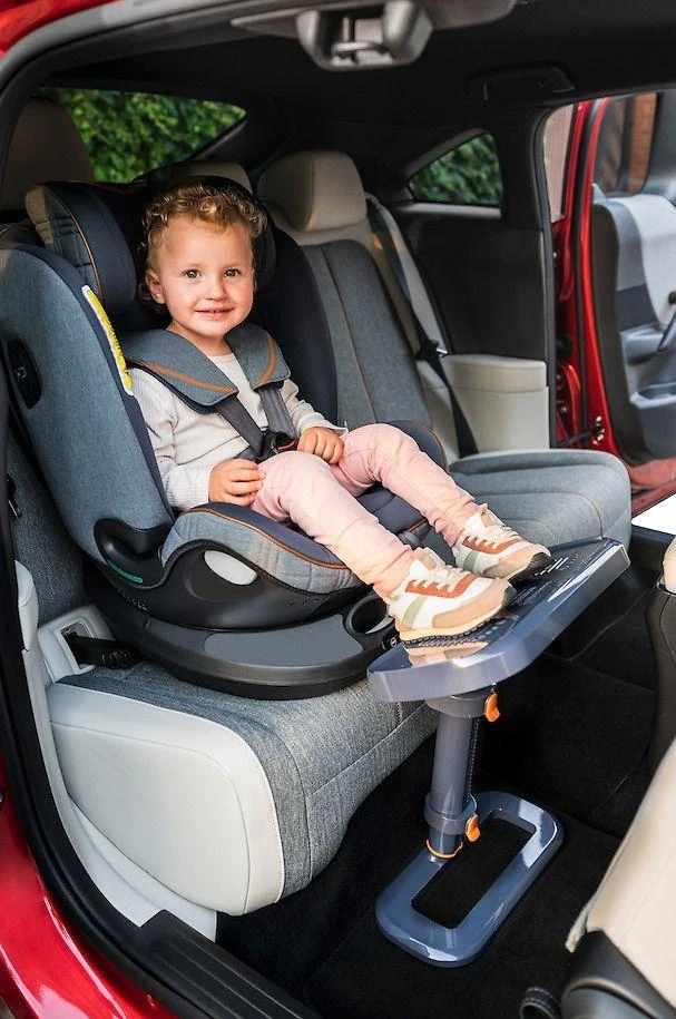 Stoneline Nordbaby KneeGuardKids4 -jalkatuki autoon