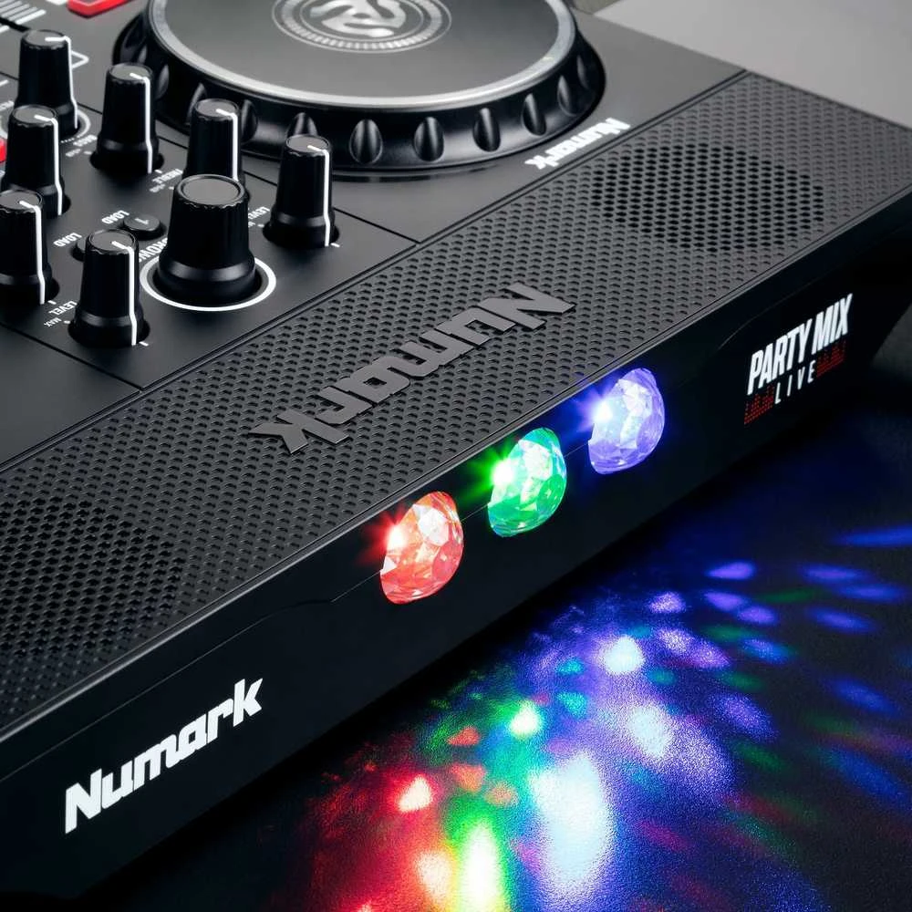 Numark Party Mix Live DJ kontroleris su integruotu LED apšvietimu ir garsiakalbiais
