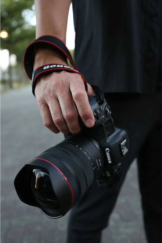 Objektyvas Canon RF 10-20mm F4L IS STM
