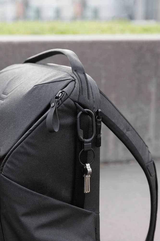 Orbitkey Clip Mini -avainlenkki, hopea