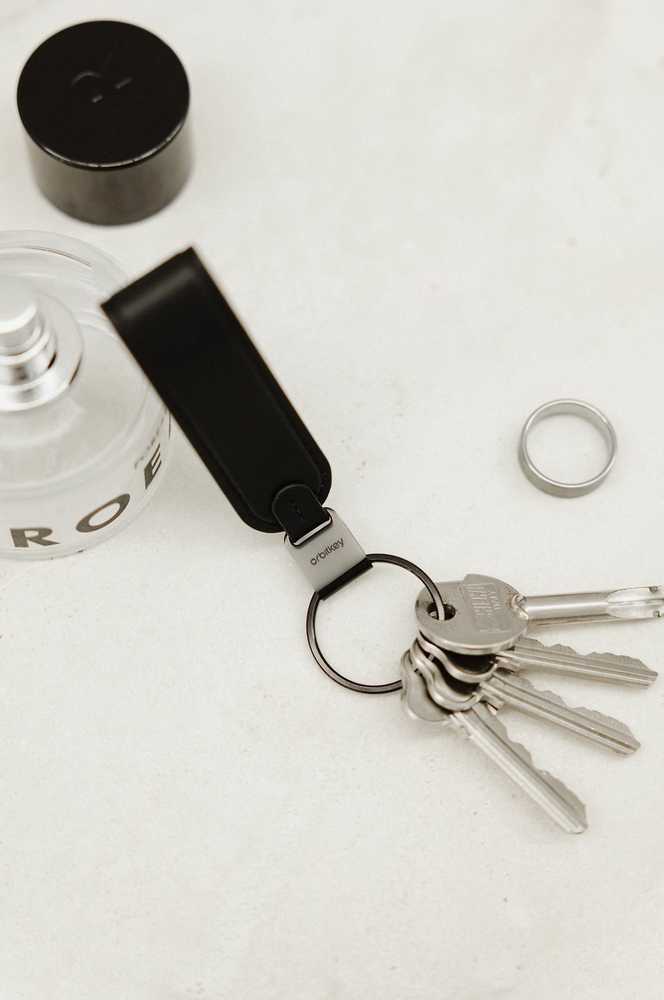 Orbitkey -universalus