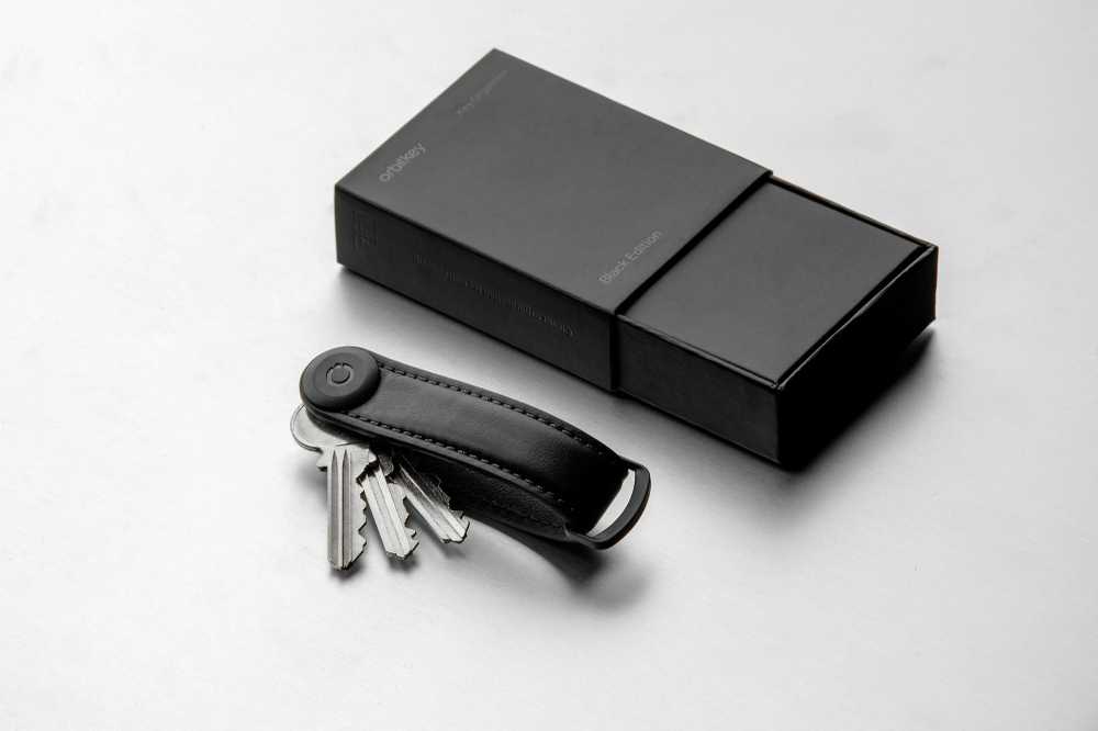 Orbitkey odinis raktų laikiklis, juodas