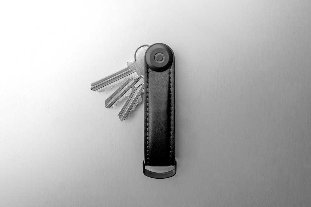 Orbitkey odinis raktų laikiklis, juodas