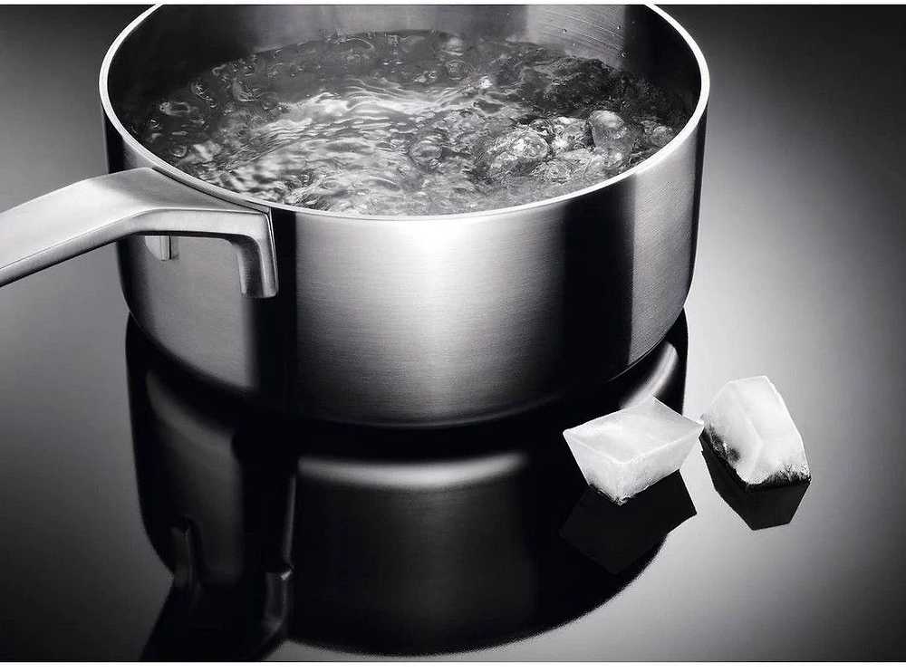 Viryklė Electrolux LKI561401W induktioliesi, valkoinen