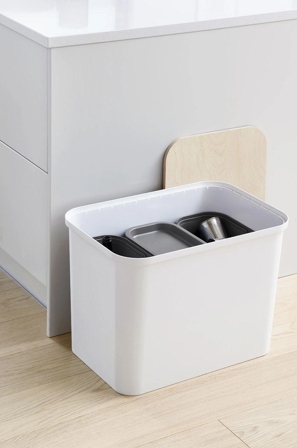 Orthex SmartStore Collect rūšiavimo rinkinys su faneros dangteliu, 76 L, baltas