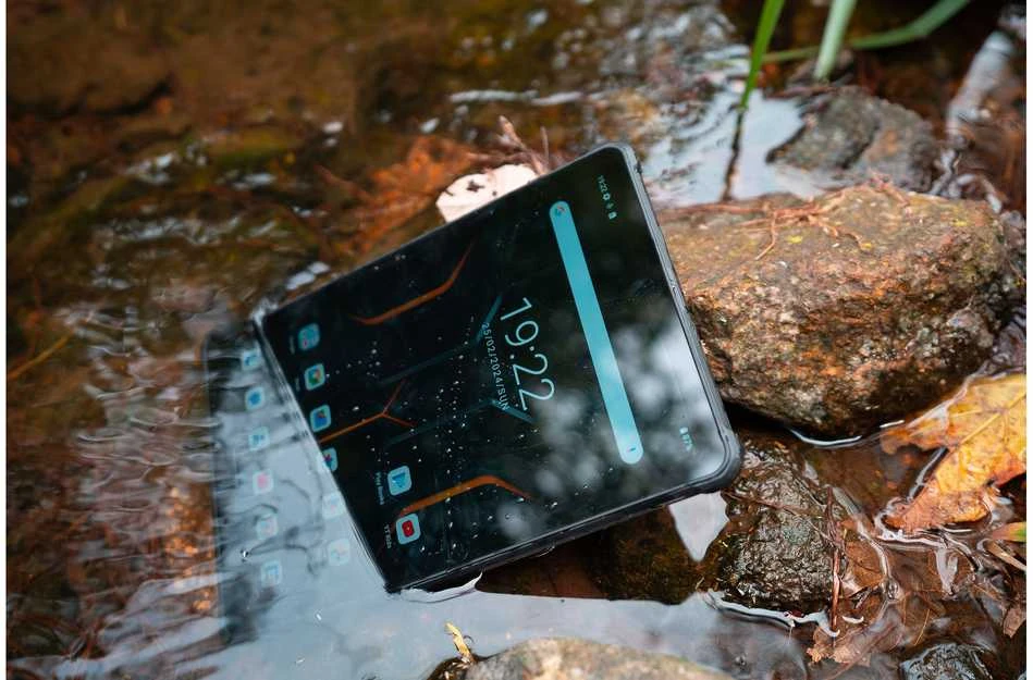 Oukitel RT8 6/256GB Juodas Rugged Planšetė 20000mAh be įkroviklio