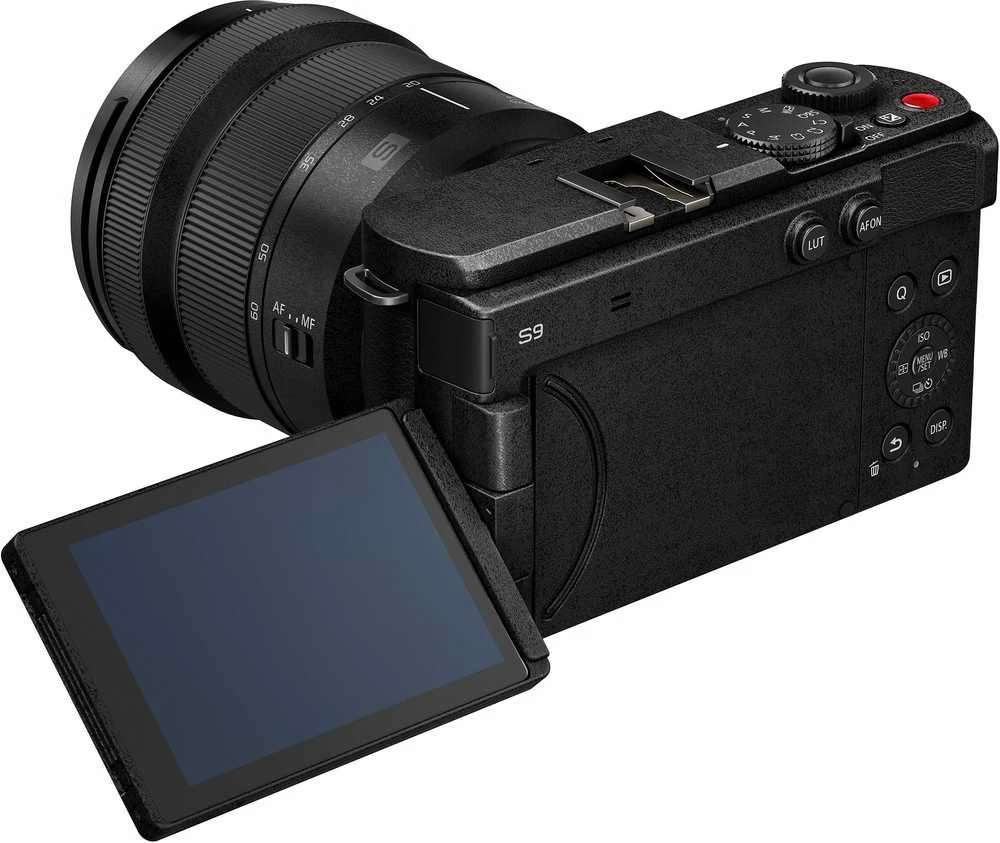 Panasonic Lumix DC-S9K + LUMIX S 20-60mm / F3.5-5.6 (Jet Juodas)