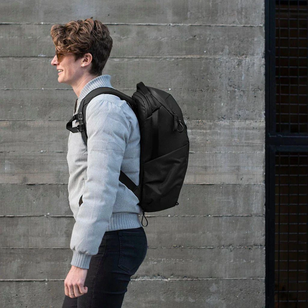 Peak Design Everyday kuprinė Zip V2 20L, juoda