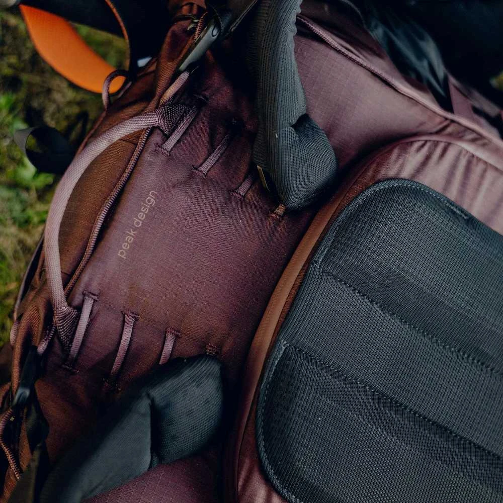Turistinė kuprinė Peak Design Kuprinė Outdoor Backpack 45L Ciemny Fiolet