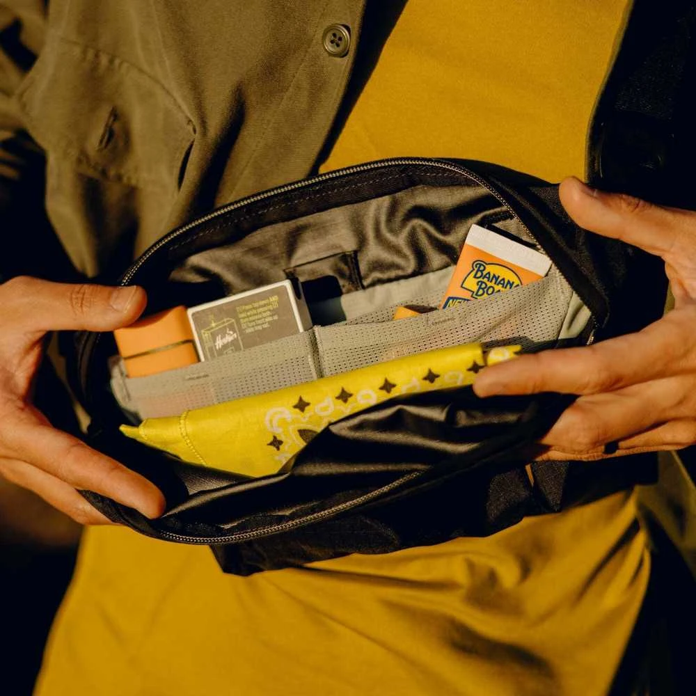 Peak Design Outdoor Sling 2L, juodas