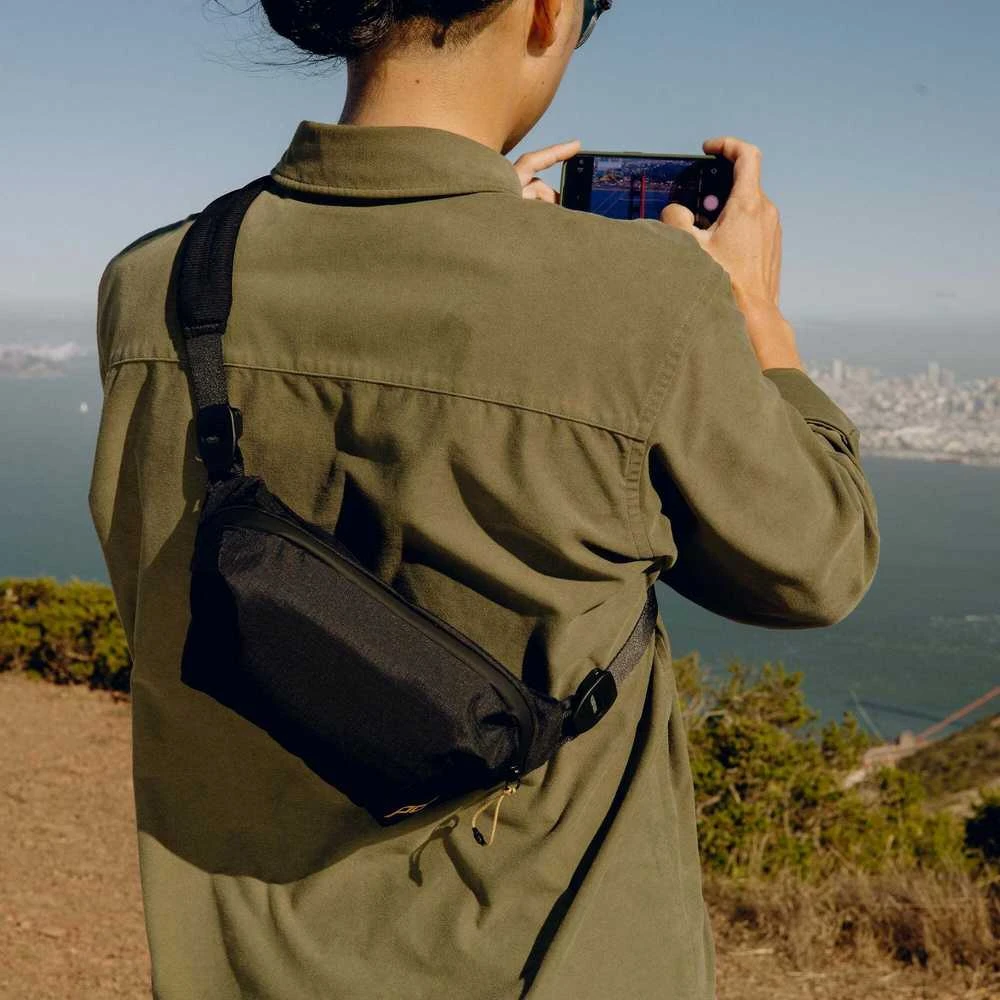 Peak Design Outdoor Sling 2L, juodas