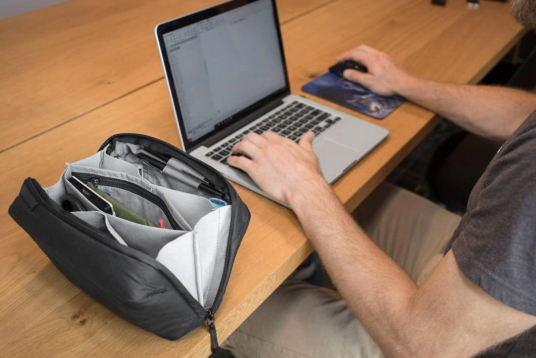 Peak Design Kasetė Travel Line Peak Design Tech Pouch Juodas v2 - juoda