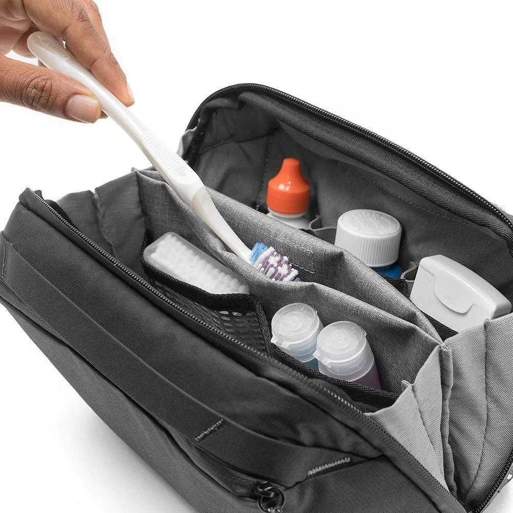 Peak Design Wash Pouch -toilettilaukku, musta