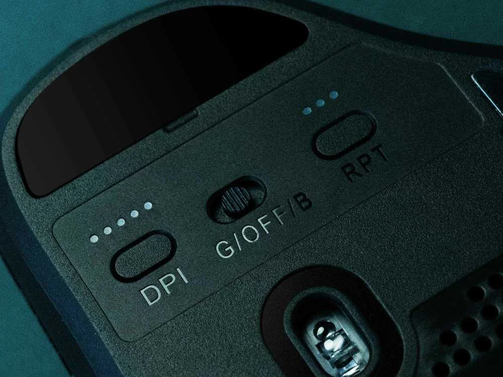 Keychron M7 Wireless Juodas (Juoda) Belaidė Žaidimų Pelė