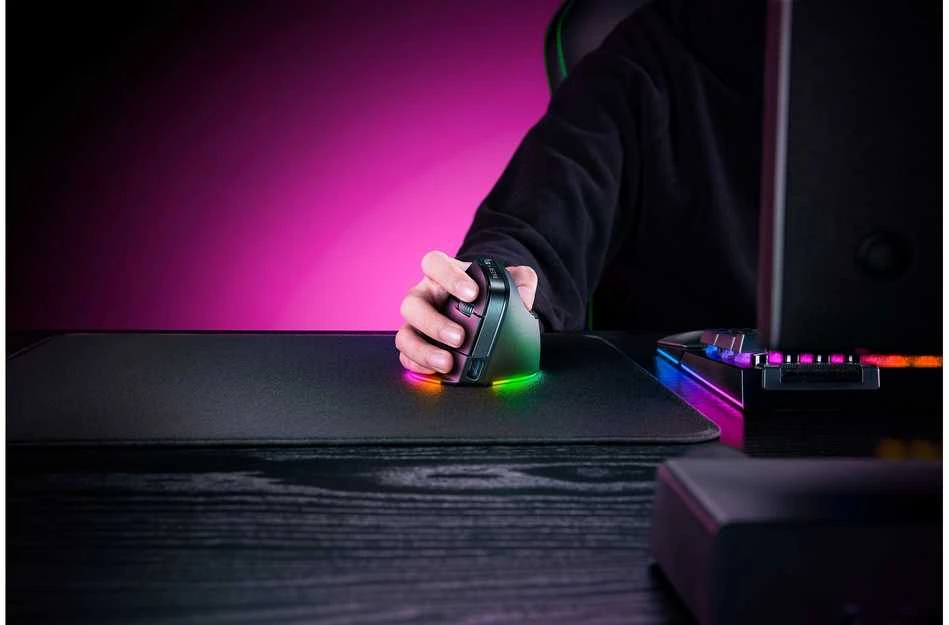 Razer | Ergonomic Pelė | Pro Click V2 Vertical | Wireless