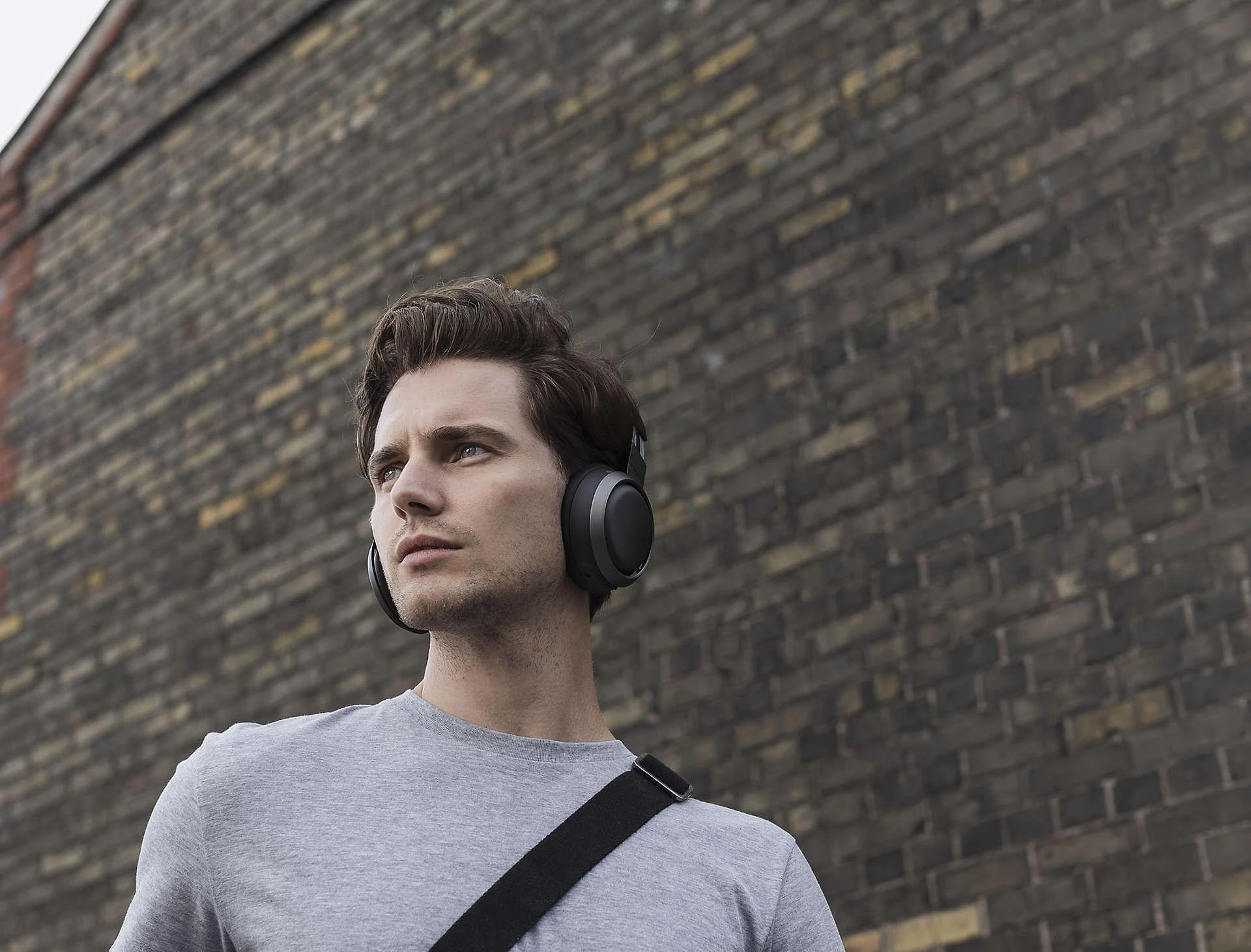 Fidelio Ant ausų dedamos belaidės ausinės Philips L3/00