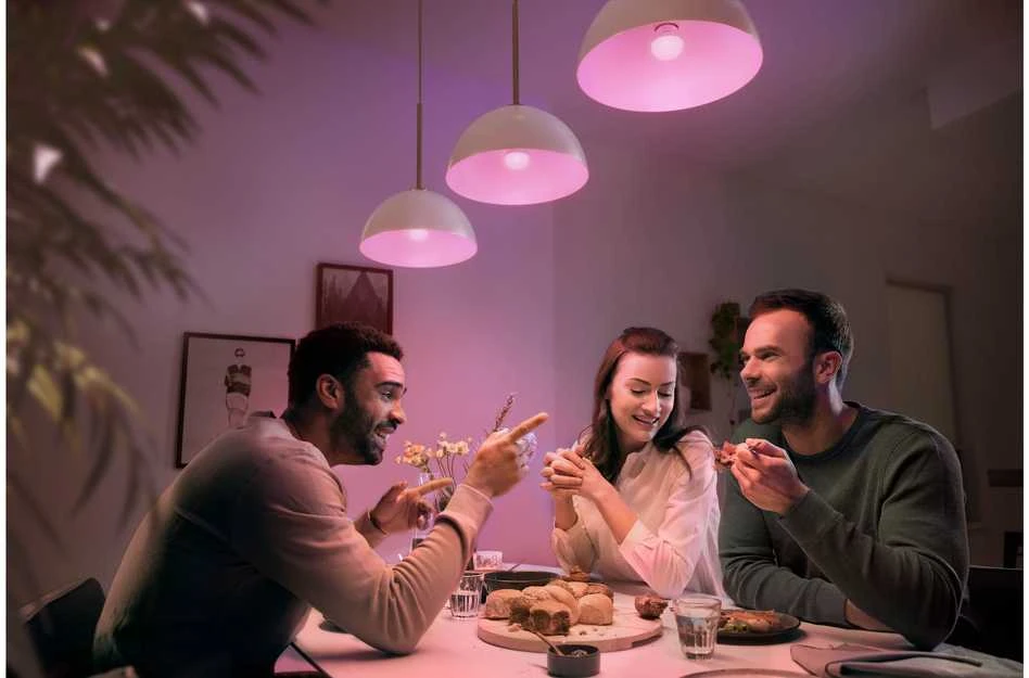 Philips Hue Baltas & Color Ambiance Luster 1er