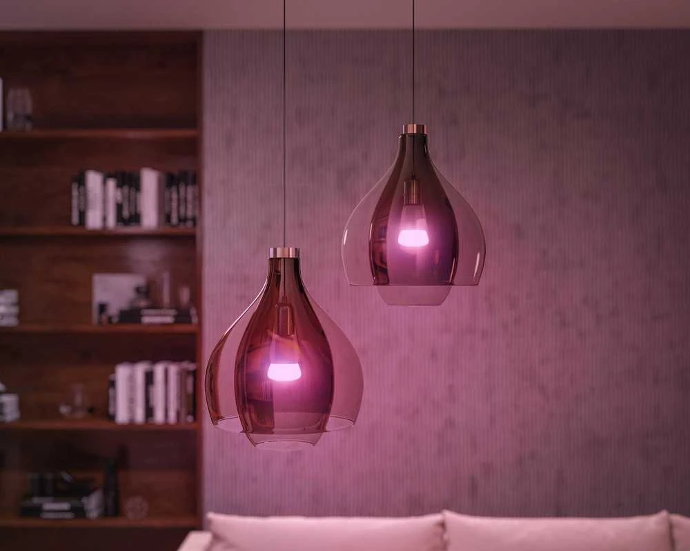 Philips „Hue White and color ambiance“ Pradinis rinkinys: 3 E27 išmaniosios lemputės (1100)