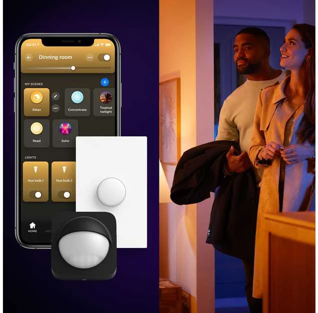 „Philips Hue E WCA 806 A60 E27“ 3 rinkiniai EU | E27 | 8 W | 16 milijonų spalvų, Baltos ir spalvotos šviesos
