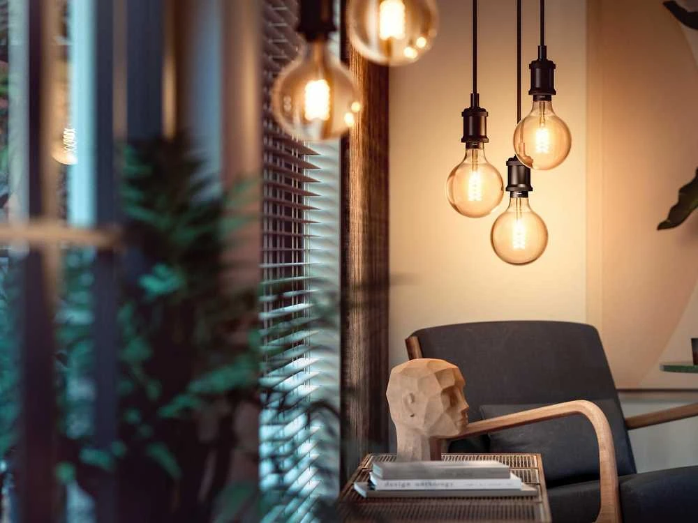 Philips Hue E27 W 7.2W Filament G125