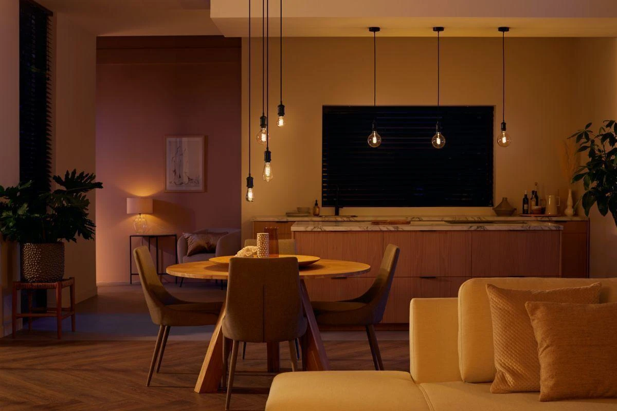 Philips Hue Baltas Ambiance LED G125 lempa E27 Zigbee, Bluetooth