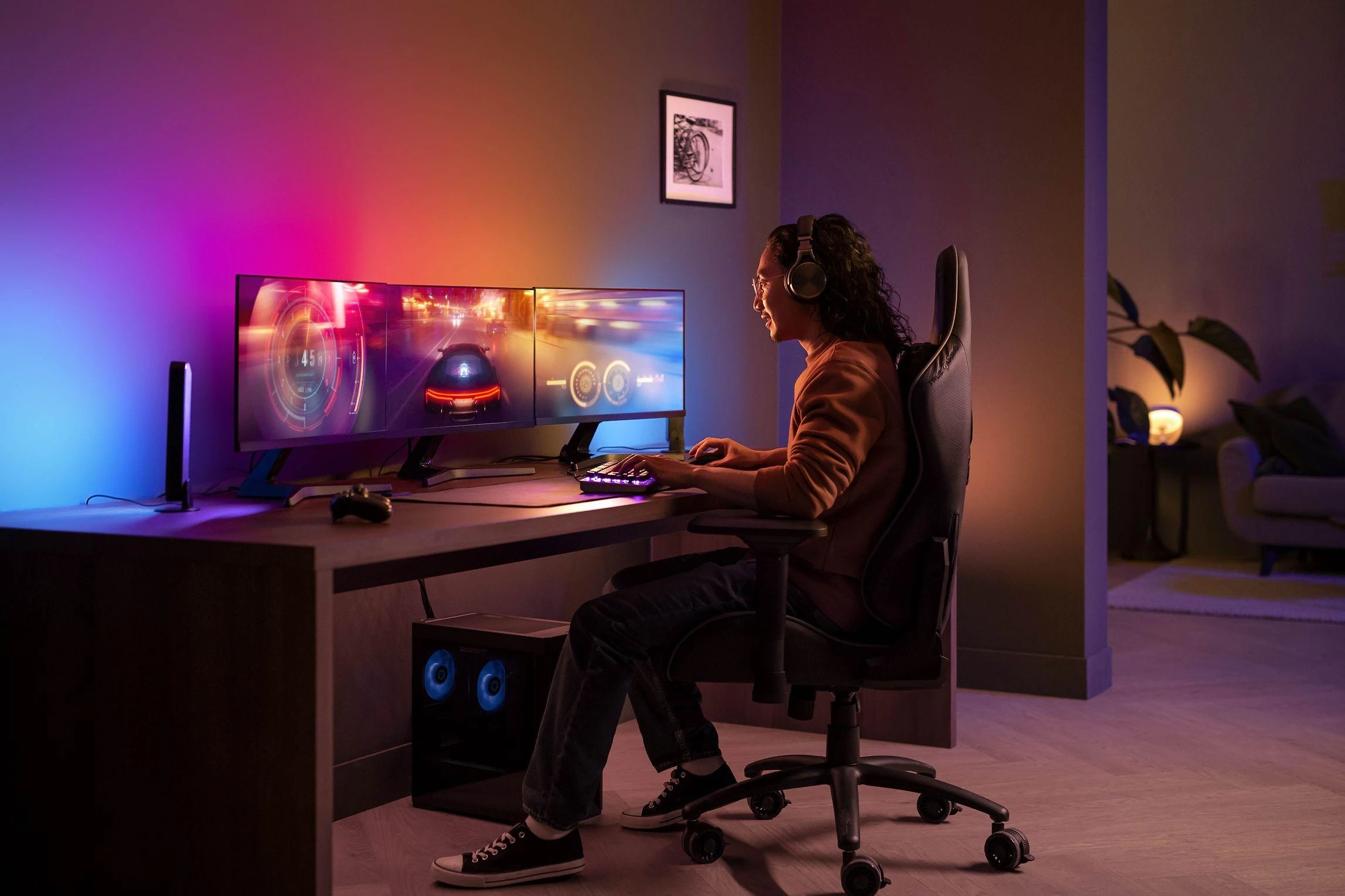 „Philips Hue Play“ gradientinis kompiuteris 3 x 24–27 colių