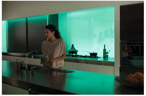 Philips Hue Lightstrip Plus LED juosta, baltos spalvos, 2 m, skirta naudoti vidaus patalpose