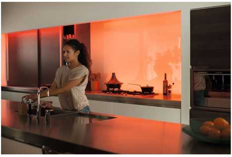 Philips Hue Lightstrip Plus LED juosta, baltos spalvos, 2 m, skirta naudoti vidaus patalpose